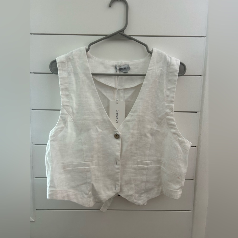 Ghanda Linen Vest